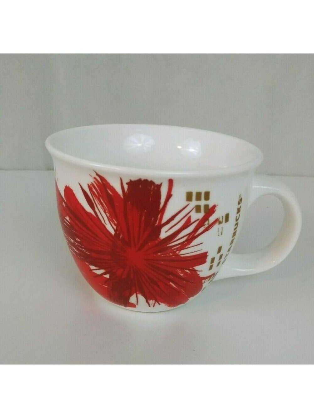 Starbucks 2014 14 oz Red Starburst Insulated Coffee/Tea Mug